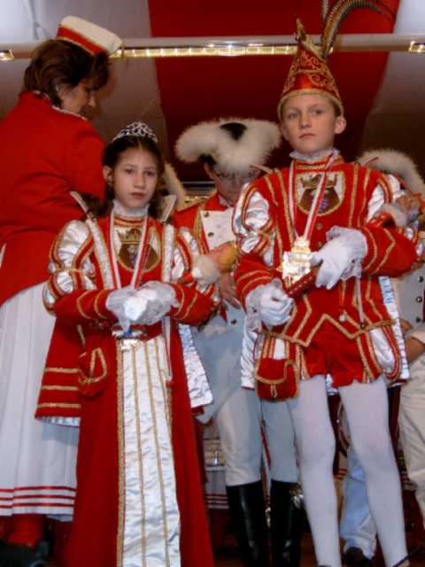 Kinderprinzenssin Nina I. (Heimermann) und Kinderprinz Tim I. (Sulewski)